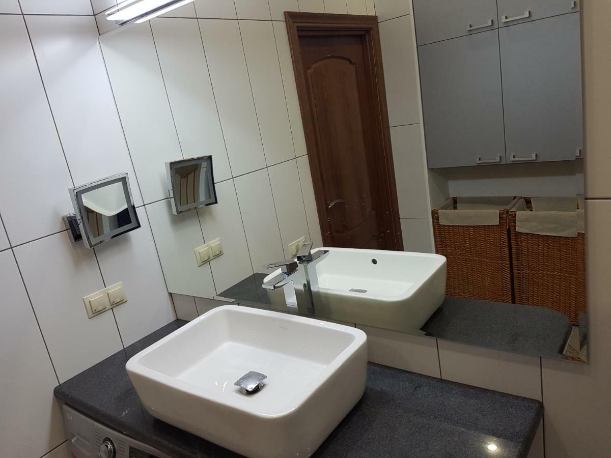 Rising Sun Apartment มินสก์ ภายนอก รูปภาพ